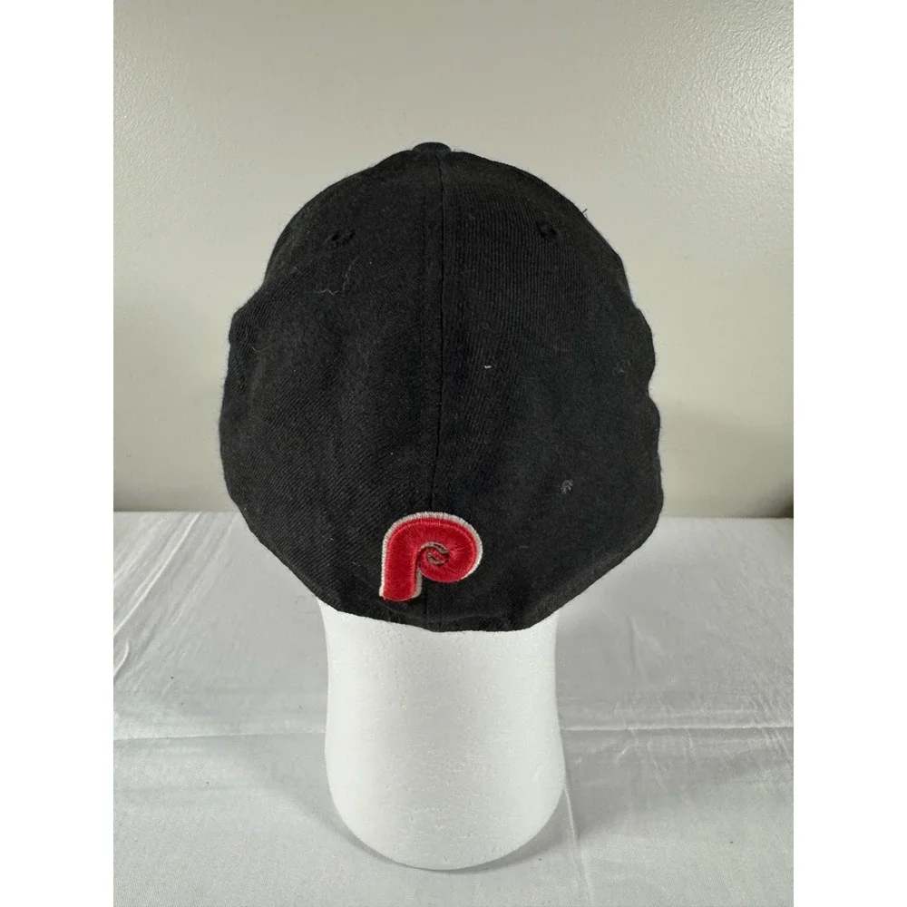 New Era 59FIFTY Philadelphia Phillies Hat Cooperstown Black Red Fitted 7 1/2